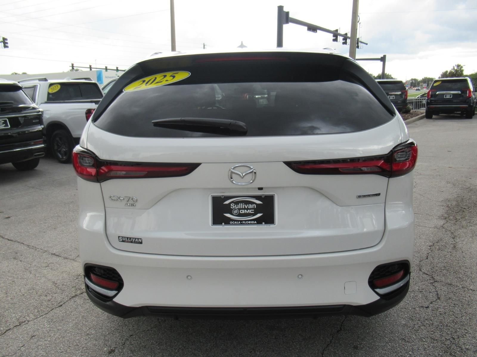 Used 2025 White Mazda 3.3 Turbo Premium Plus image 6