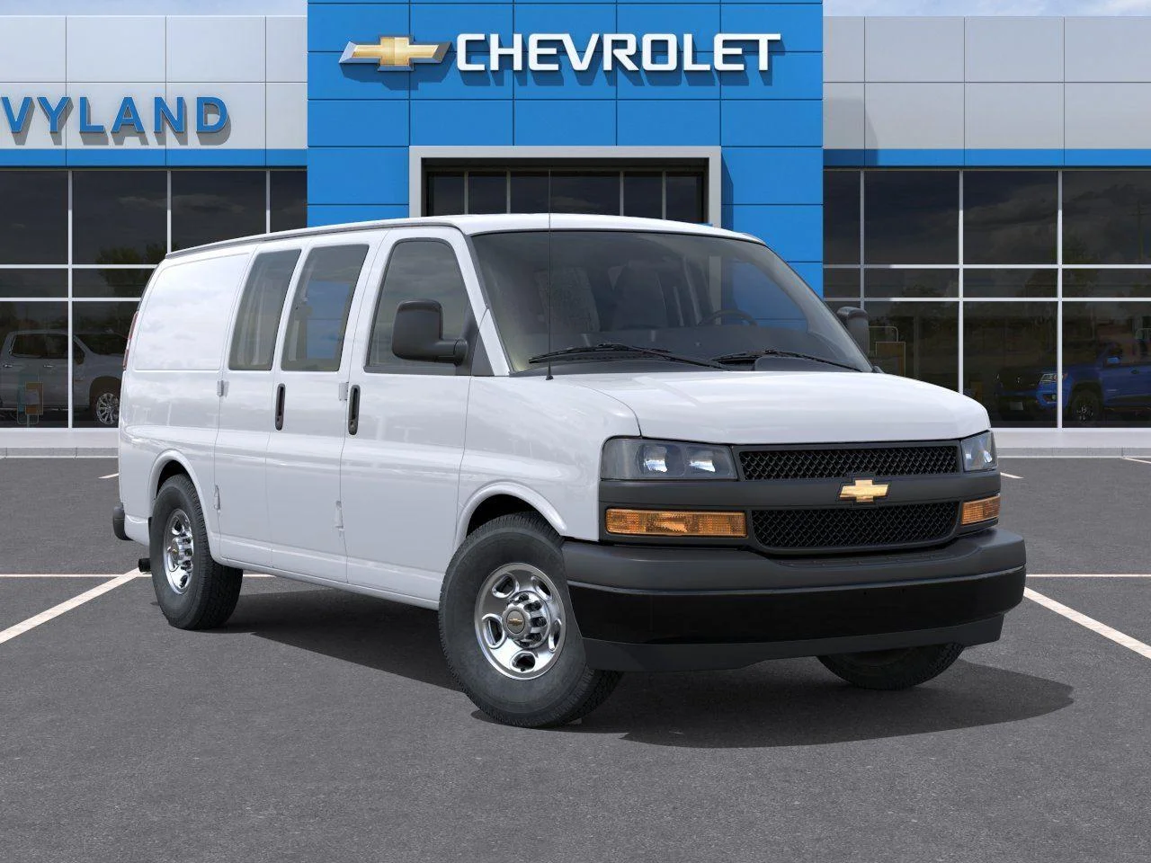 New 2026 Summit White Chevrolet WT image 7