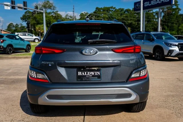 Used 2022 Thunder Gray Hyundai Limited image 5