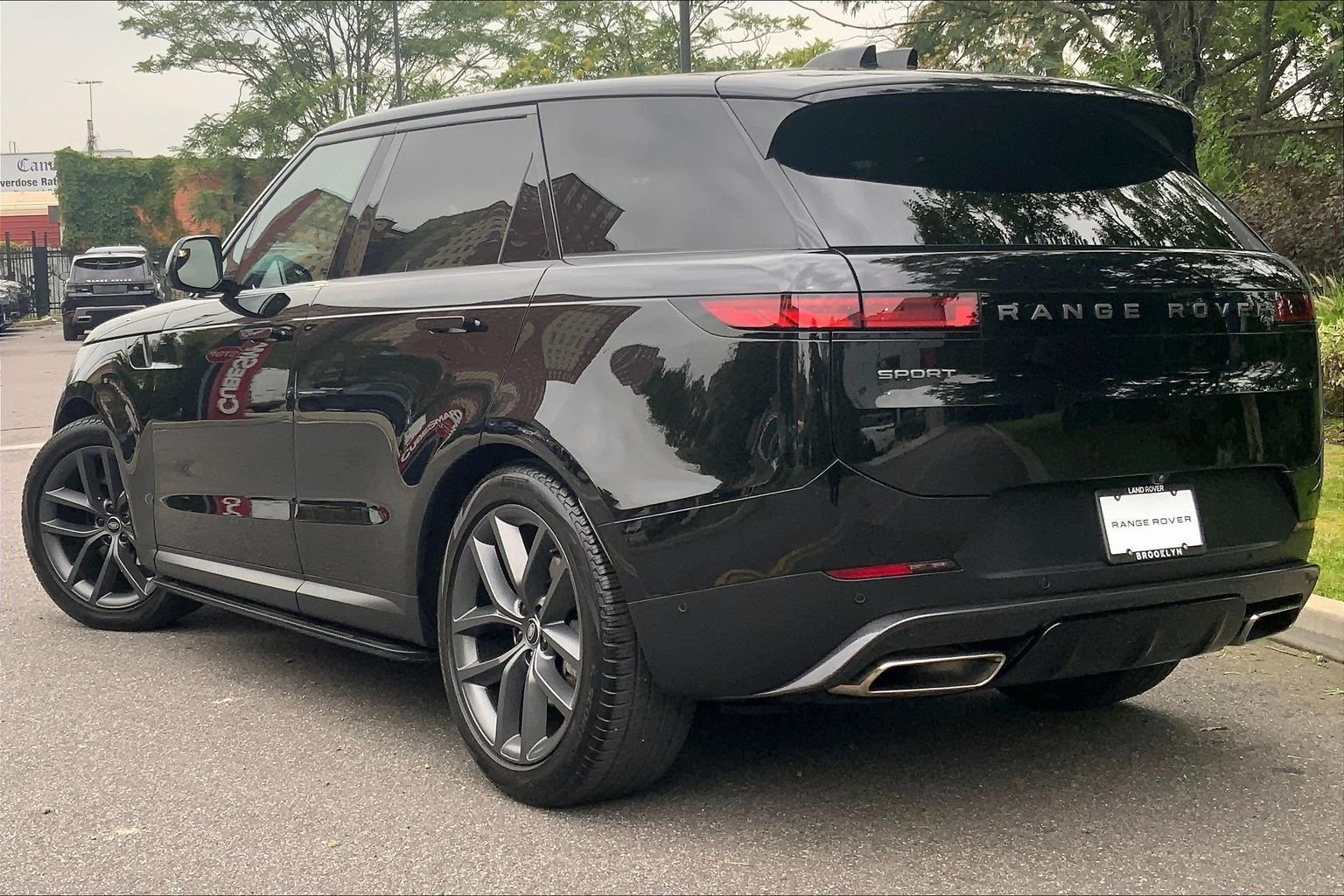 Certified Used 2024 Santorini Black Metallic Land Rover SE image 11