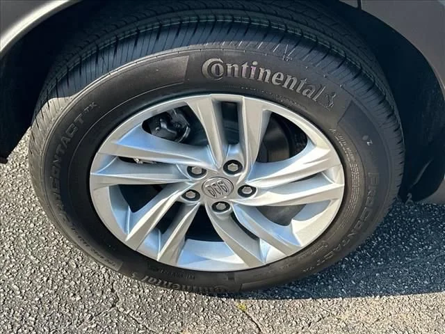 New 2026 Summit White Buick Preferred image 16