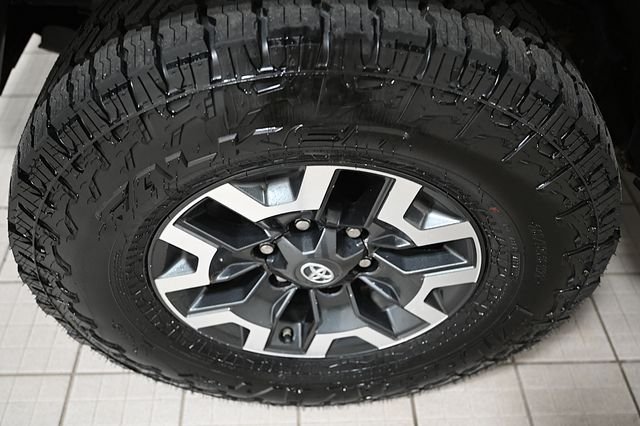 Used 2019 White Toyota TRD Off-Road image 20