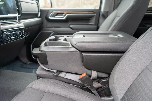 Used 2022 Gray Chevrolet LT image 20