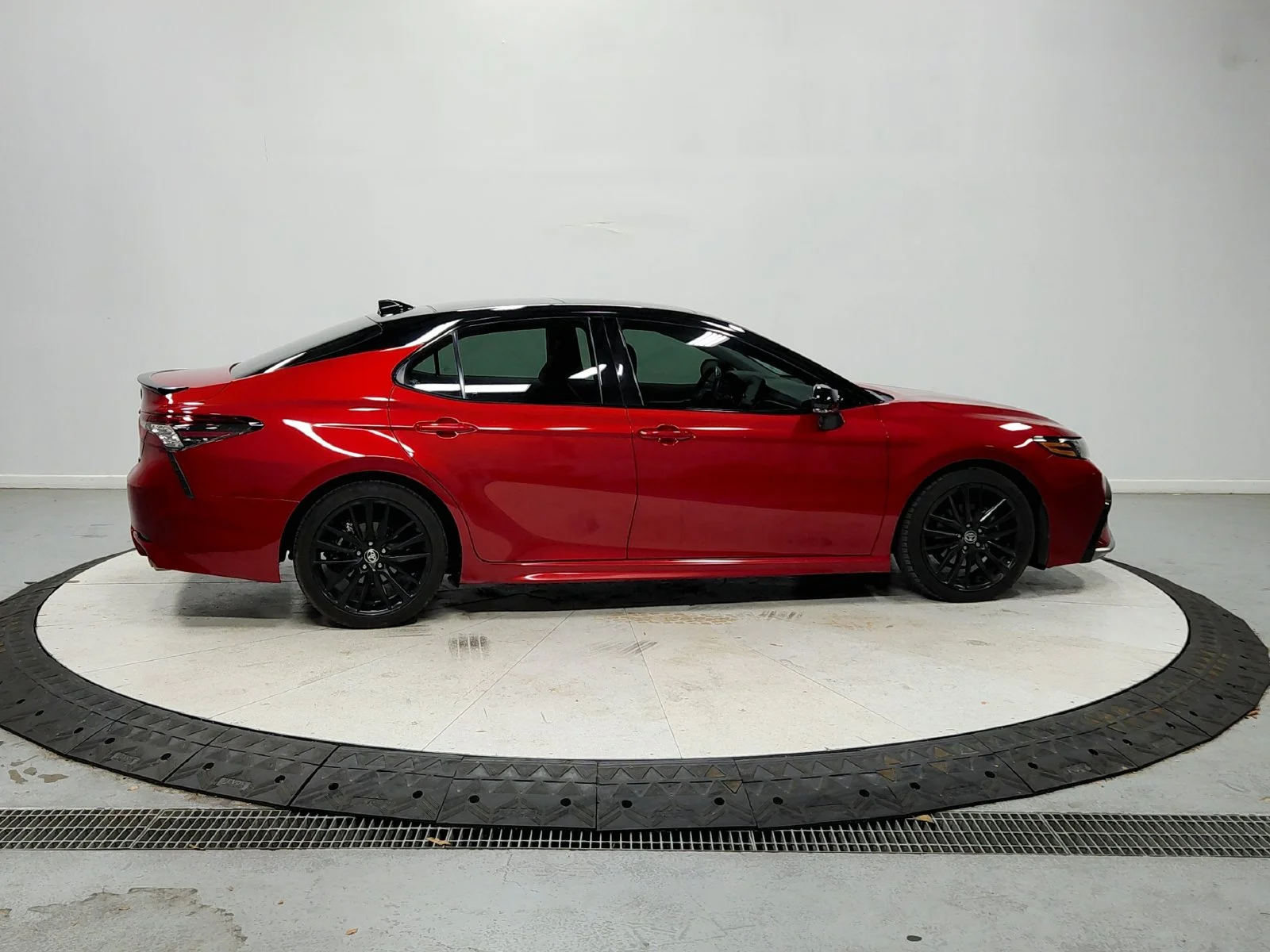 Used 2022 Red Toyota XSE image 9