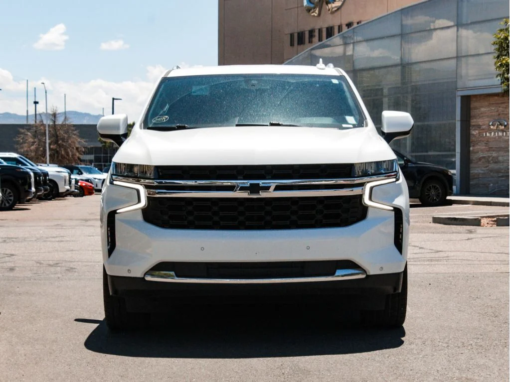 Used 2022 Summit White Chevrolet LS image 2