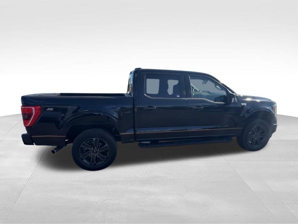 Used 2022 Black Ford XLT image 9