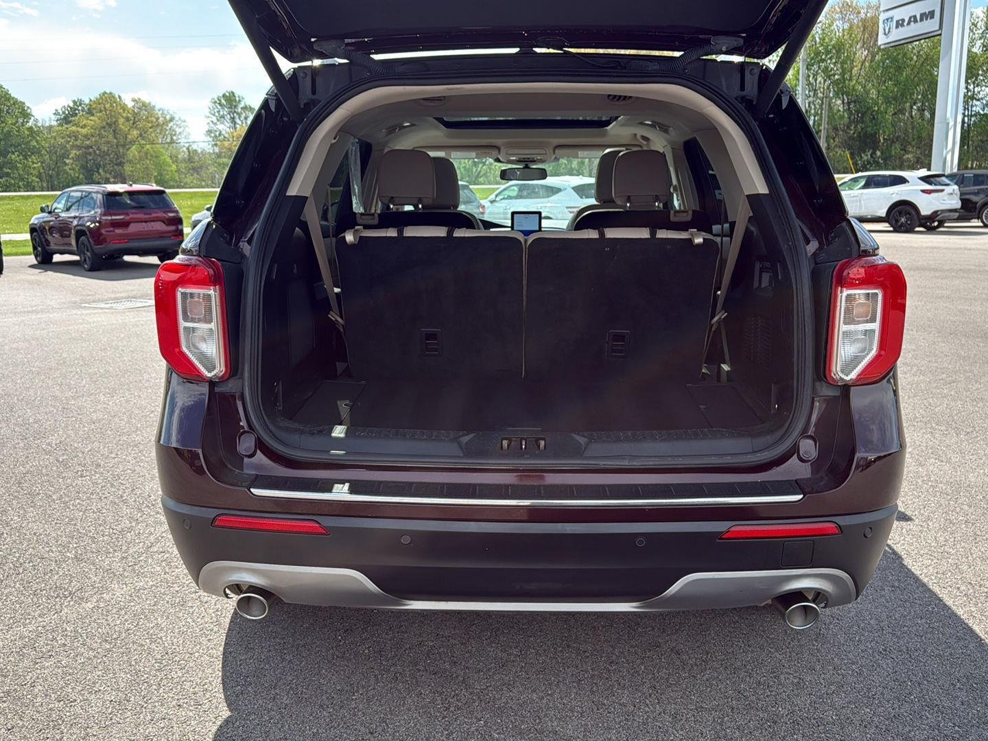2023 Ford Explorer Limited - Photo 14