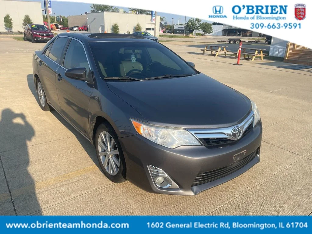 Used 2013 Magnetic Gray Metallic Toyota XLE image 1