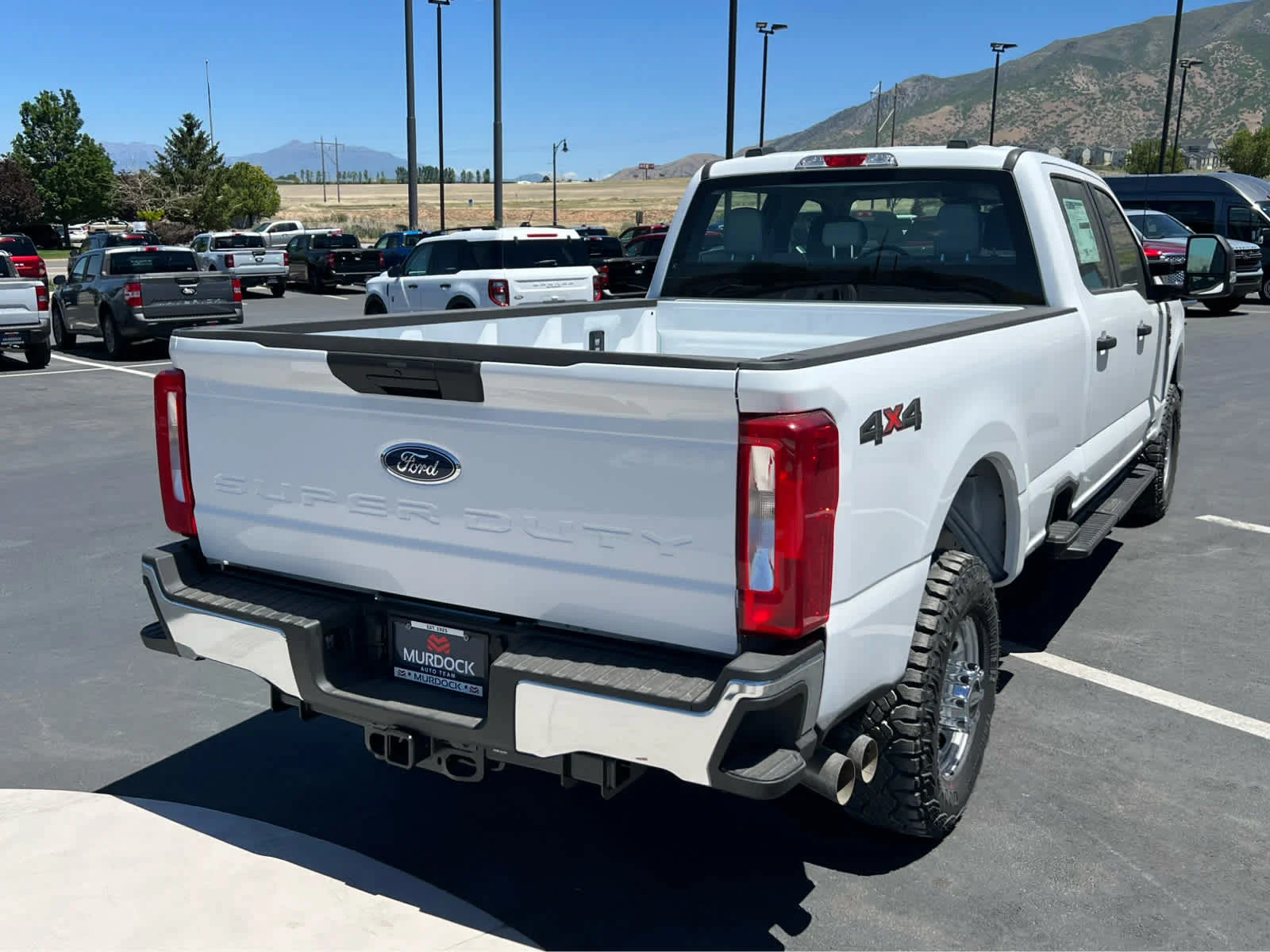 New 2026 Oxford White Ford XL image 8