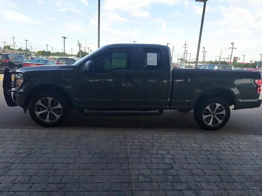 Used 2020 Gray Ford XL image 4