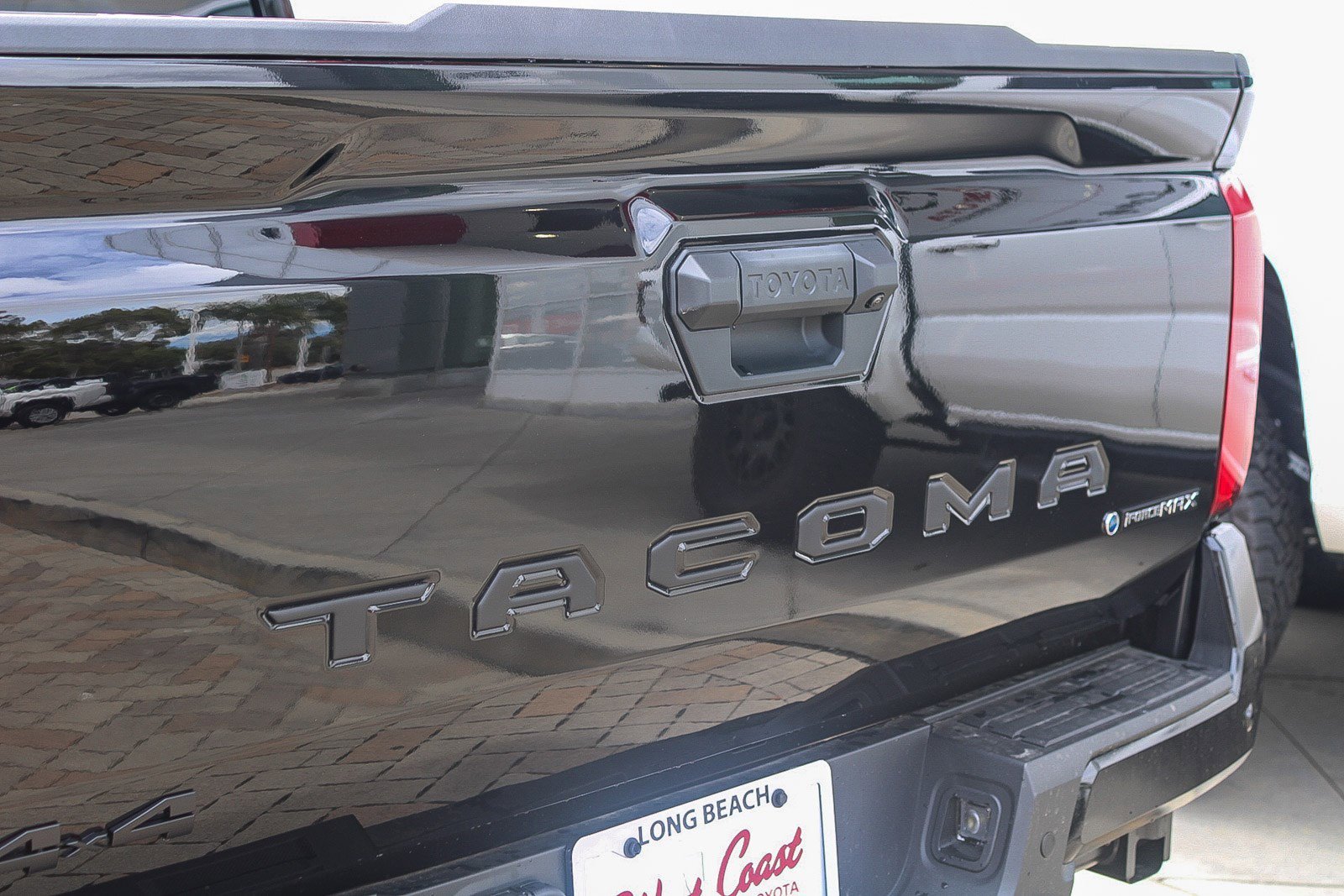 2026 Toyota Tacoma TRD Off Road - Photo 10