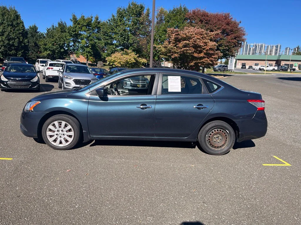 Used 2014 Blue Nissan SV image 4