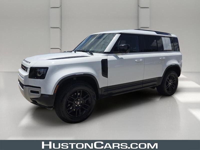 Used 2025 Fuji White LAND ROVER 110 P300 S image 1