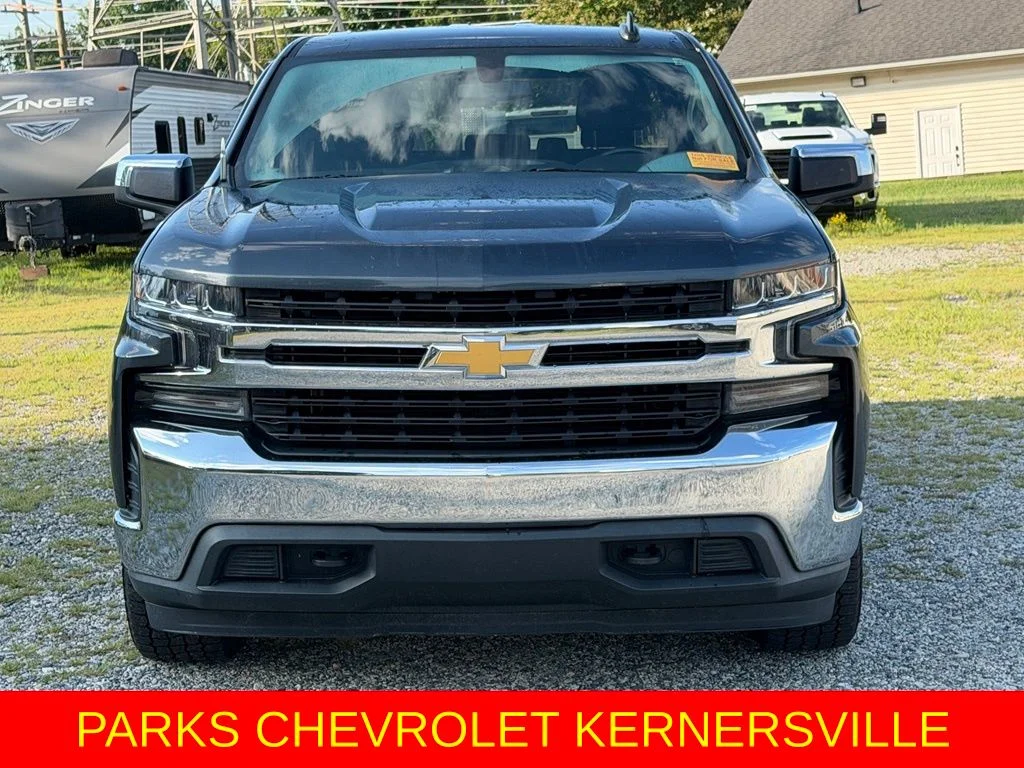 Used 2019 Gray Chevrolet LT image 2