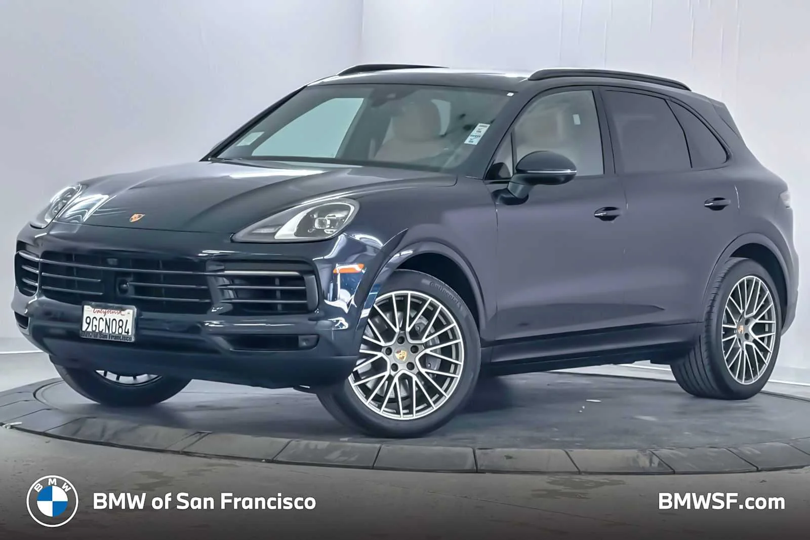 2023 Porsche Cayenne Platinum Edition's photo