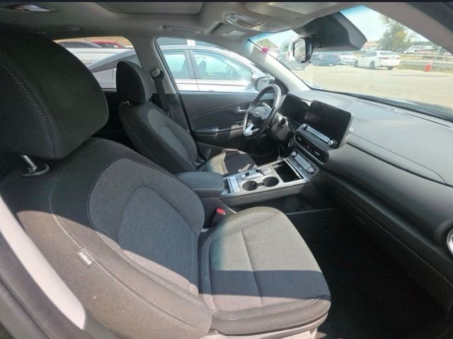 Certified Used 2023 Abyss Black Hyundai SEL image 9
