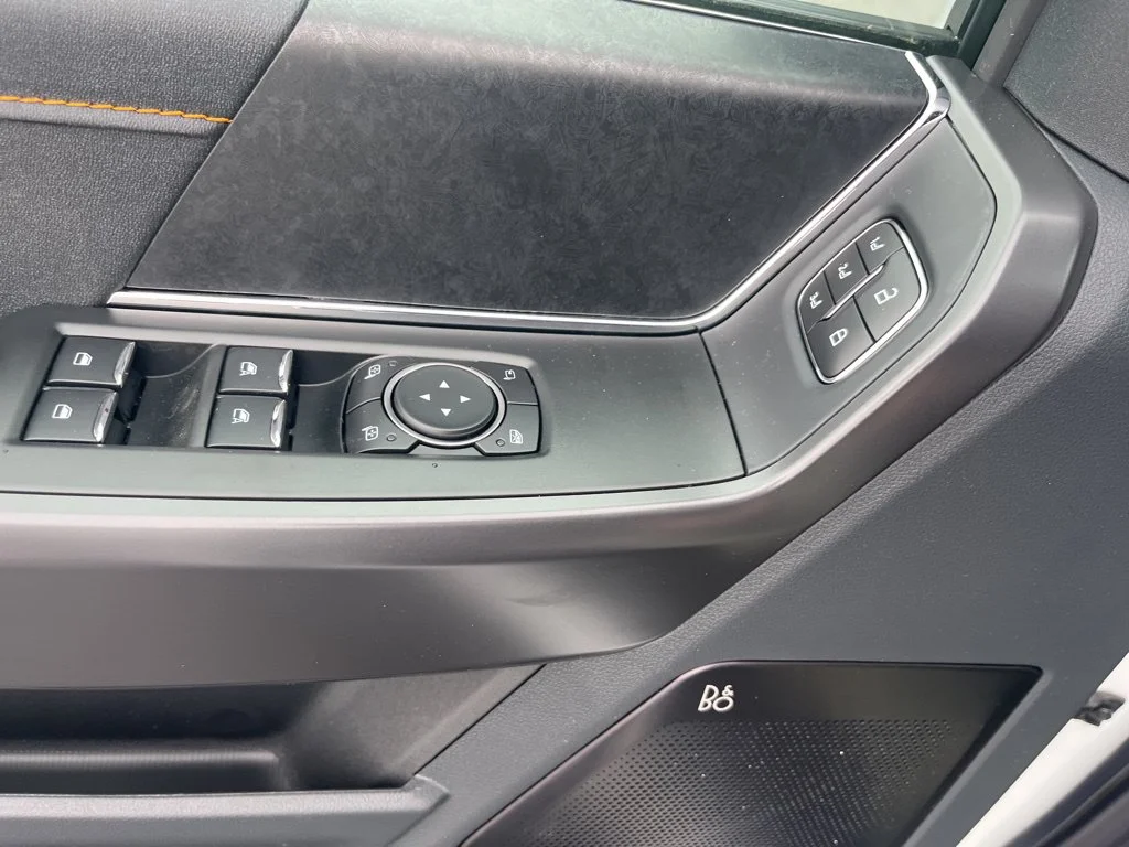 New 2025 Oxford White Ford Tremor® image 26