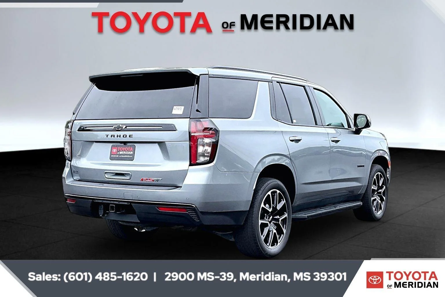 Used 2023 Sterling Gray Metallic Chevrolet RST image 11