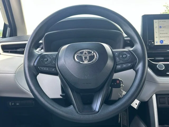 Used 2025  Toyota L image 35