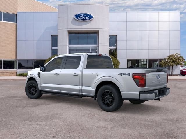 New 2026 Silver Metallic Ford XLT image 4