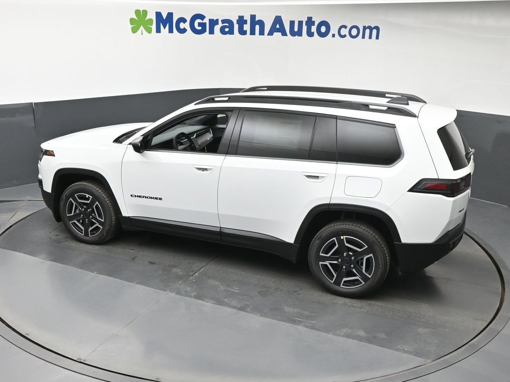 New 2026 Bright White Clearcoat Jeep Laredo image 19