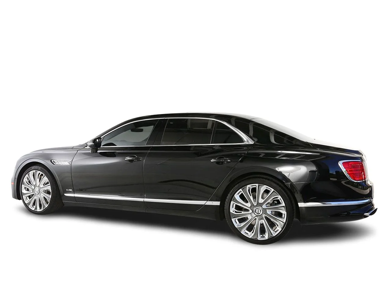 Used 2022  Bentley W12 image 11