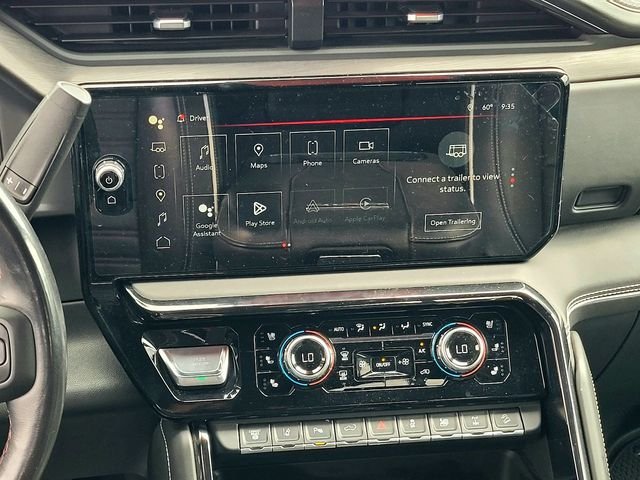 Used 2024 White GMC AT4X image 10