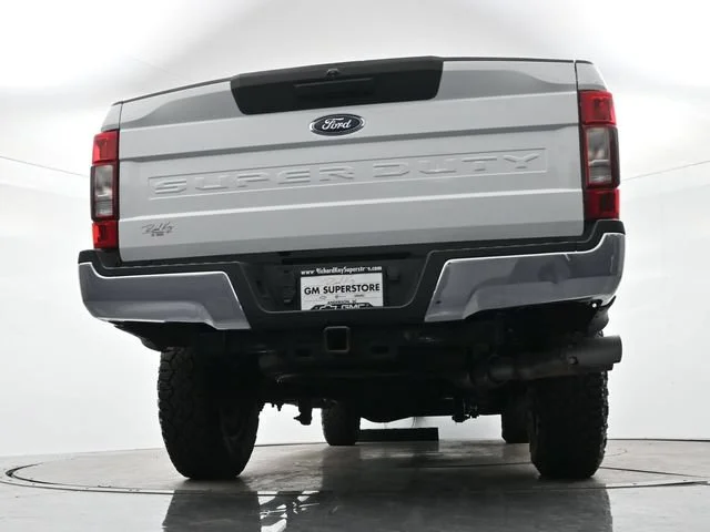 Used 2020 White Ford XL image 24