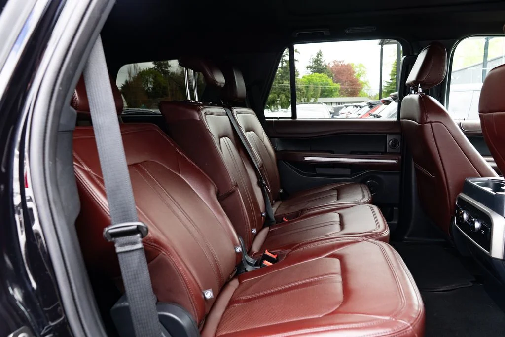 Used 2024 Black Ford Limited image 23