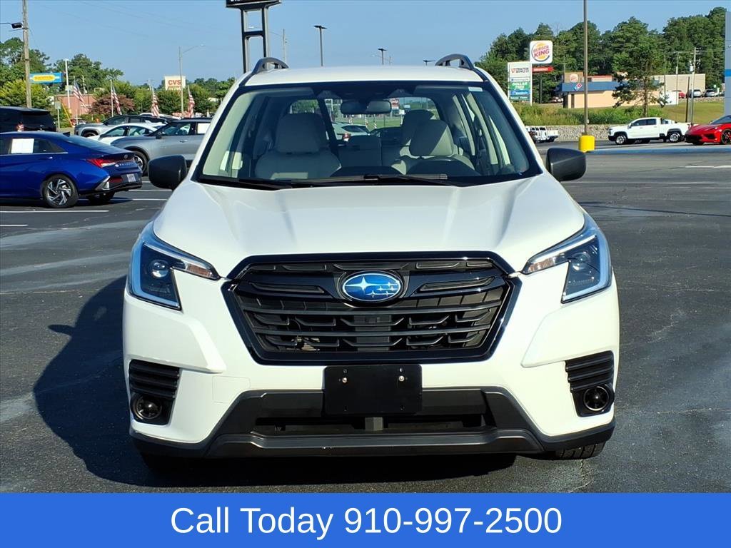 Used 2023 White Subaru  image 2