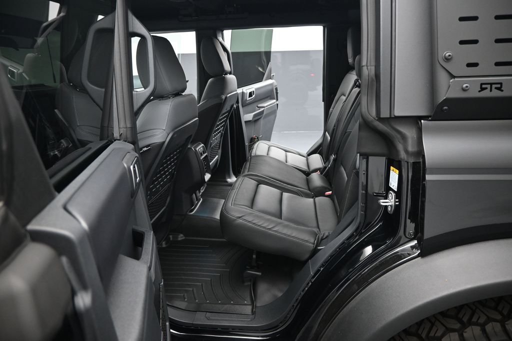 New 2026 Shadow Black Ford Badlands image 17