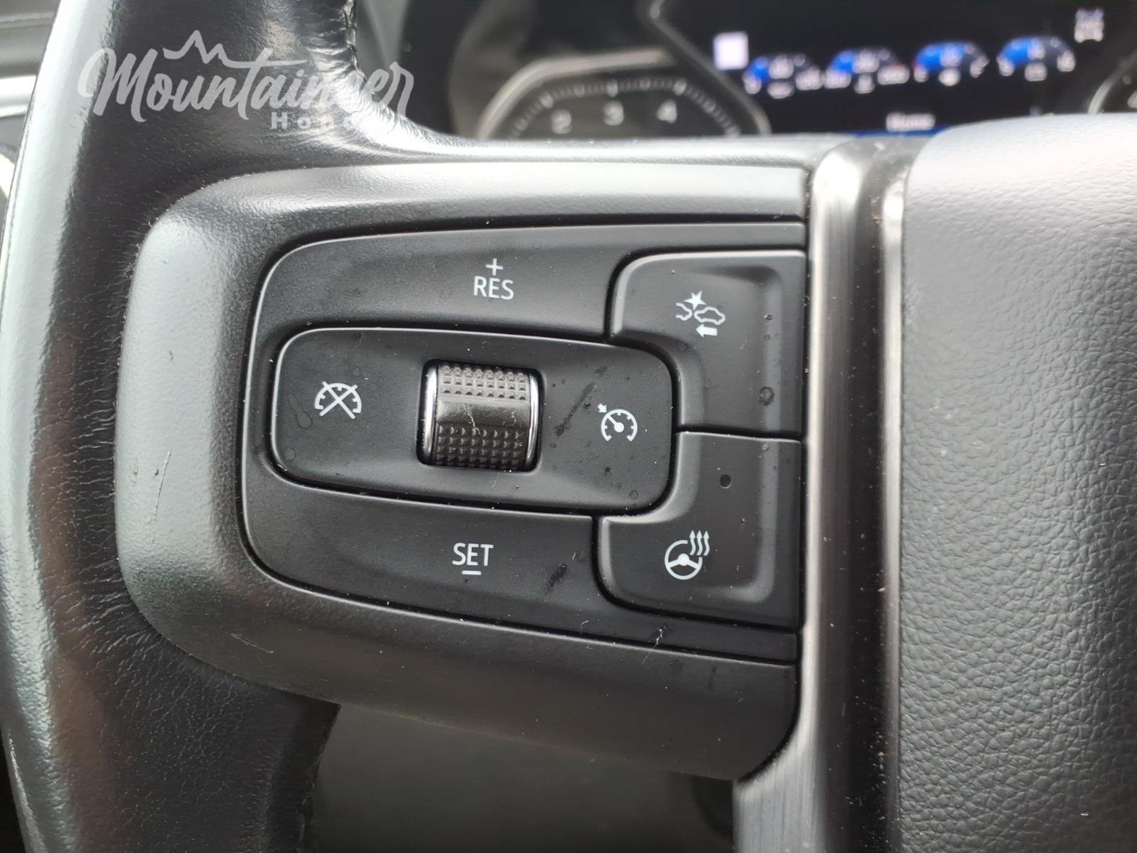 Used 2020 White Frost Tricoat GMC Denali image 37