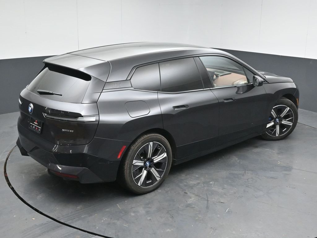 2023 BMW IX - Image 52