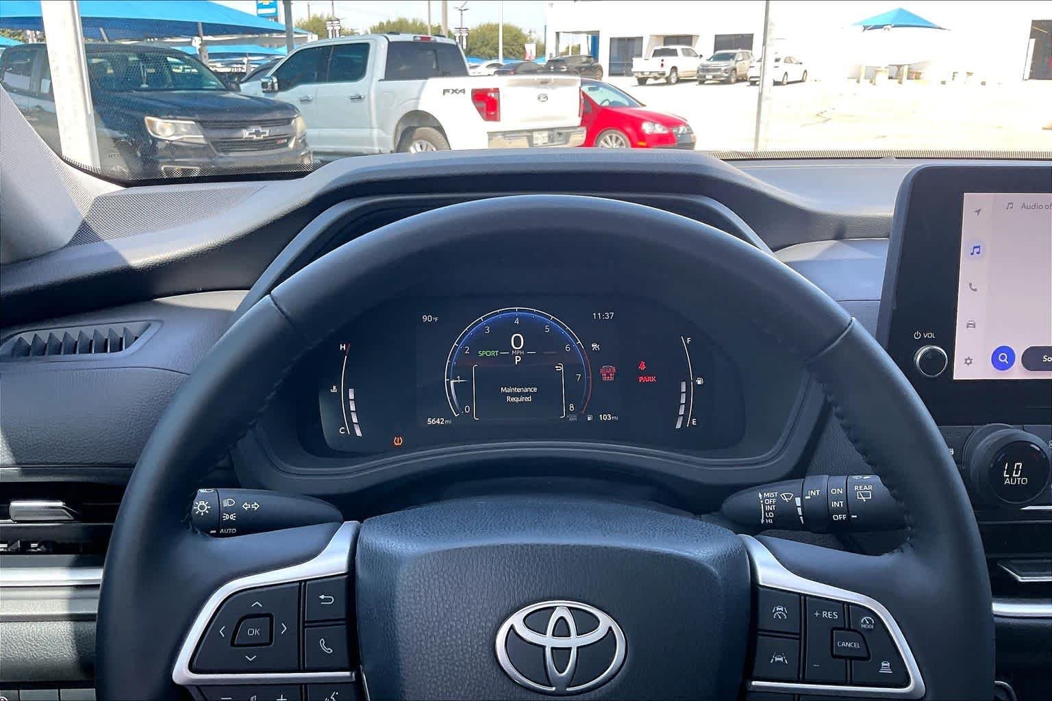 Used 2026 Wind Chill Pearl Toyota XLE image 26