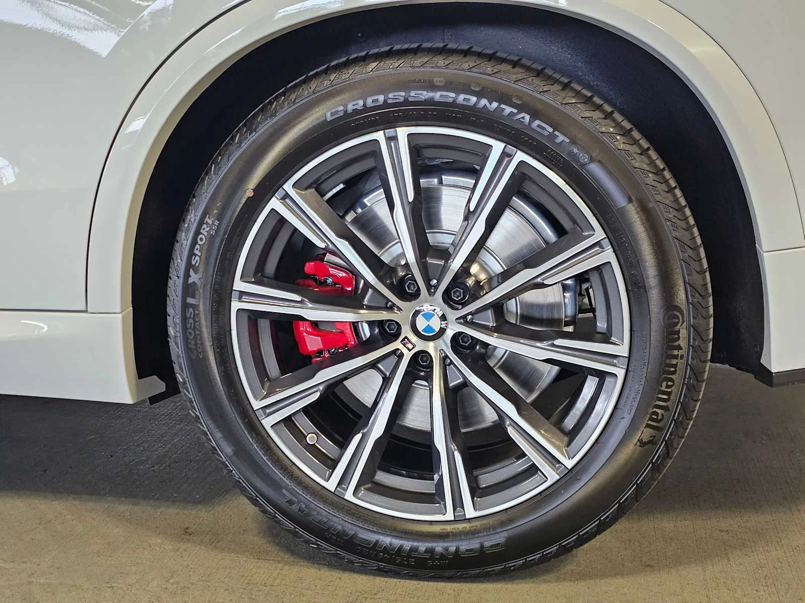 New 2026 Alpine White BMW xDrive50e image 8