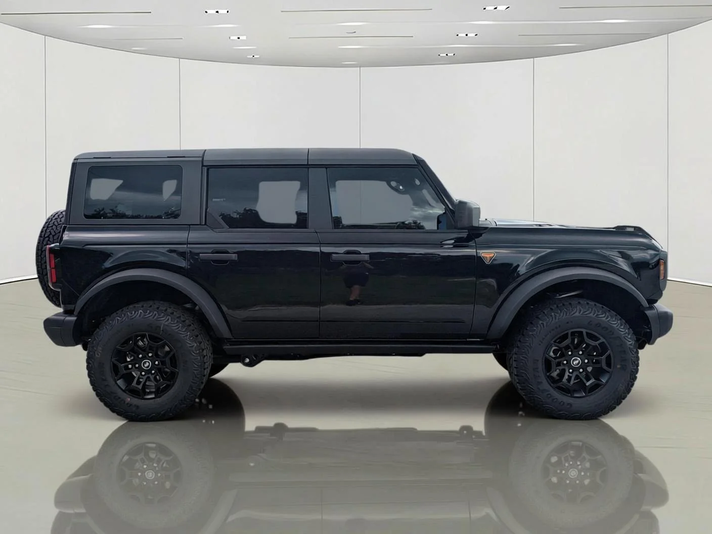 New 2026 Shadow Black Ford Badlands® image 5