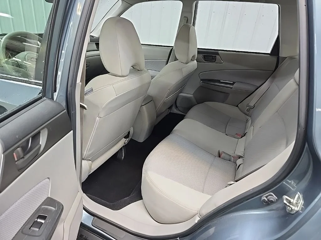 Used 2011 Sage Green Metallic Subaru 2.5X image 29