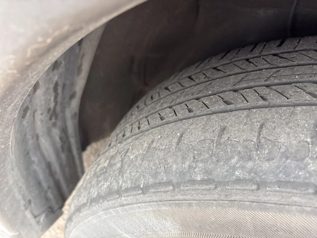 Used 2023 Red Mitsubishi SE image 5