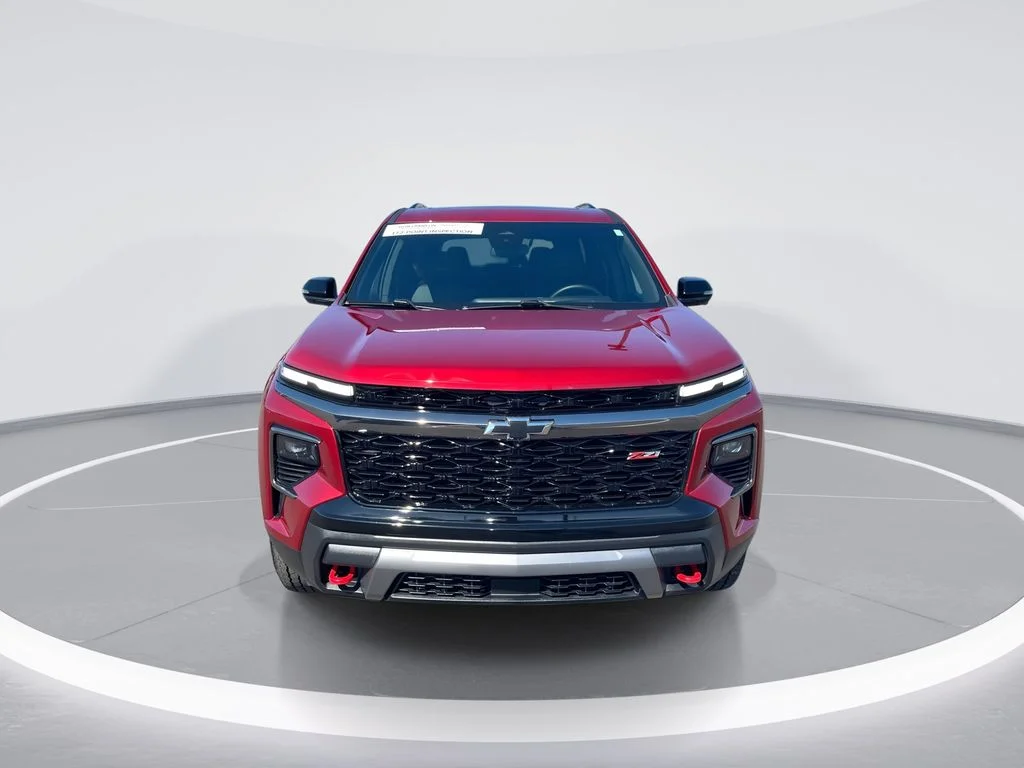 Used 2025 Red Chevrolet Z71 image 3