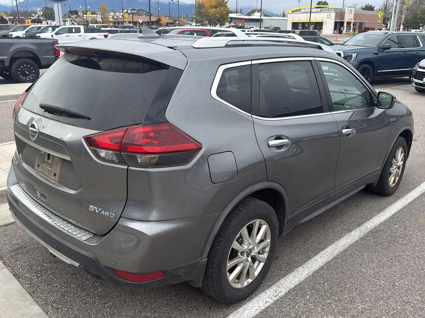 Used 2020 Gun Metallic Nissan SV image 3