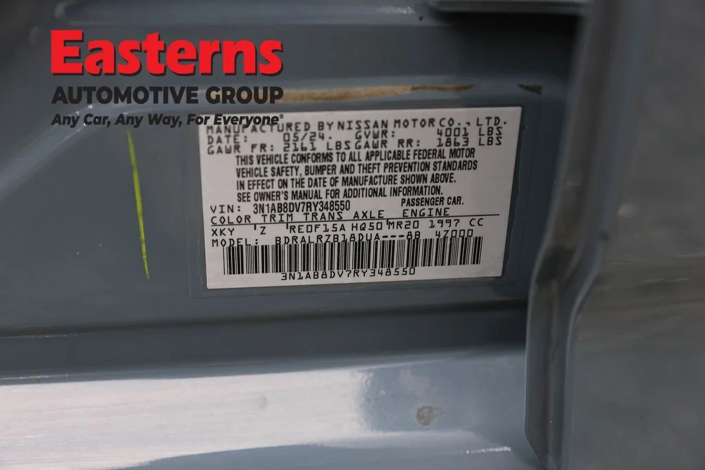 Used 2024 Gray Nissan SR image 35