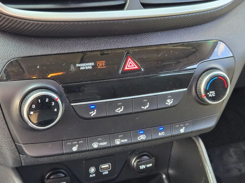 Used 2019 Red Hyundai Value image 24