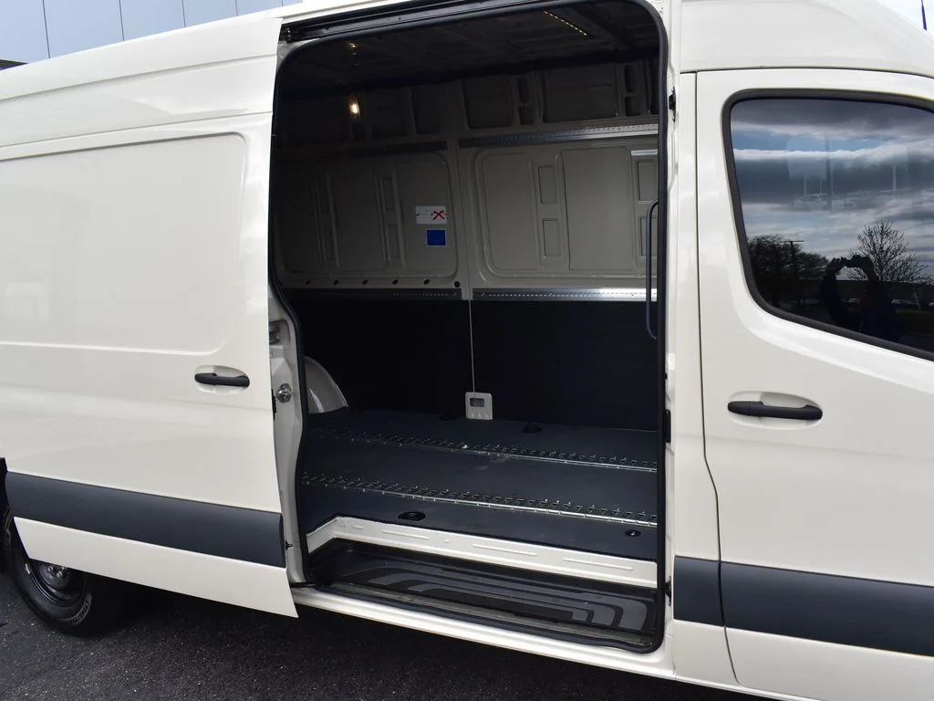 Used 2024 Gray Mercedes-Benz Cargo 170 WB image 8