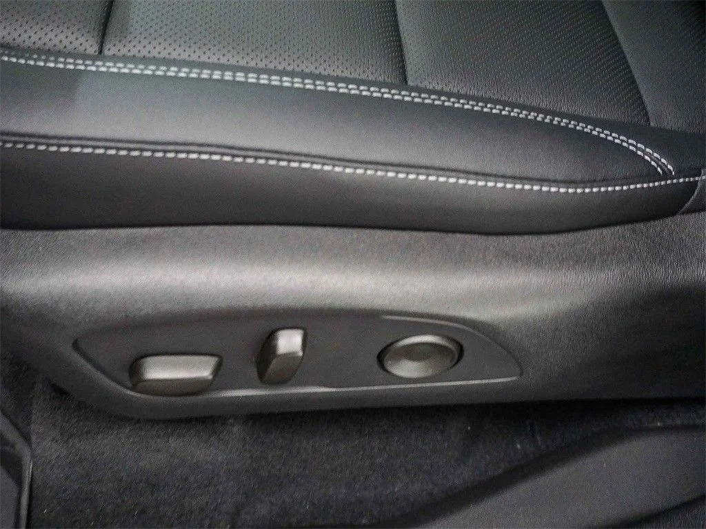 2026 Chevrolet Traverse LT - Photo 20