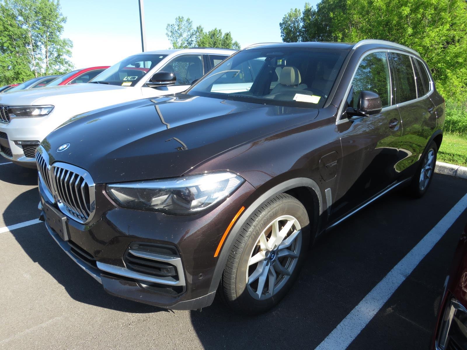 Used 2022  BMW  image 7