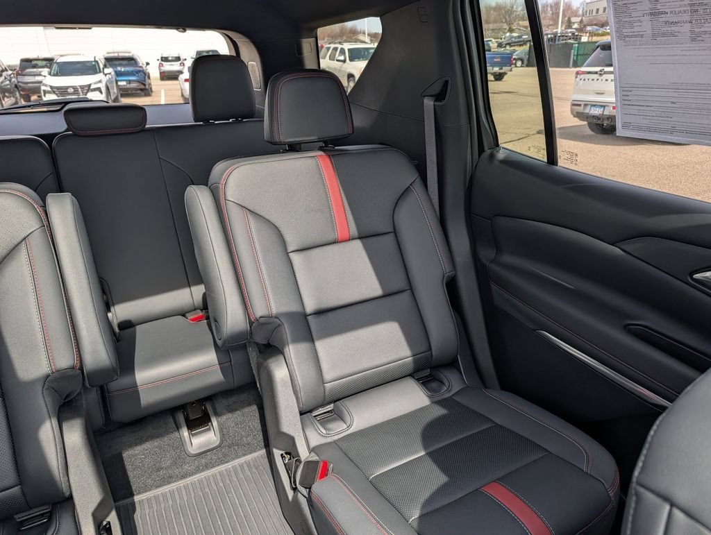 2024 Chevrolet Traverse RS - Photo 14