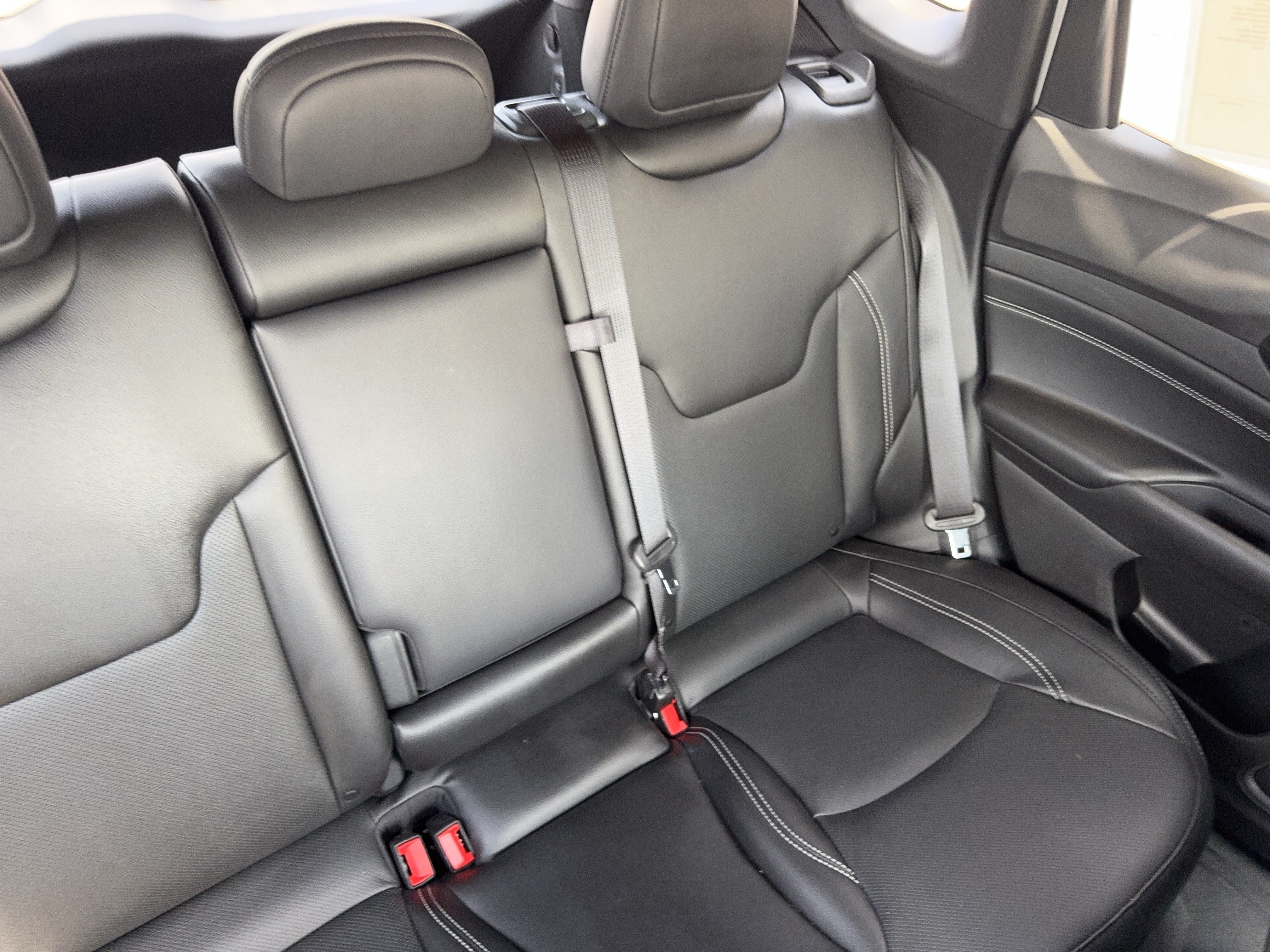 Used 2024 Bright White Clearcoat Jeep Limited image 13