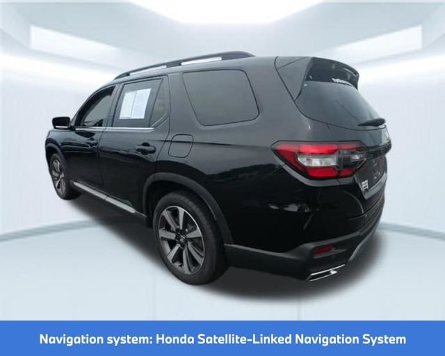 Used 2025 Black Honda Touring image 3