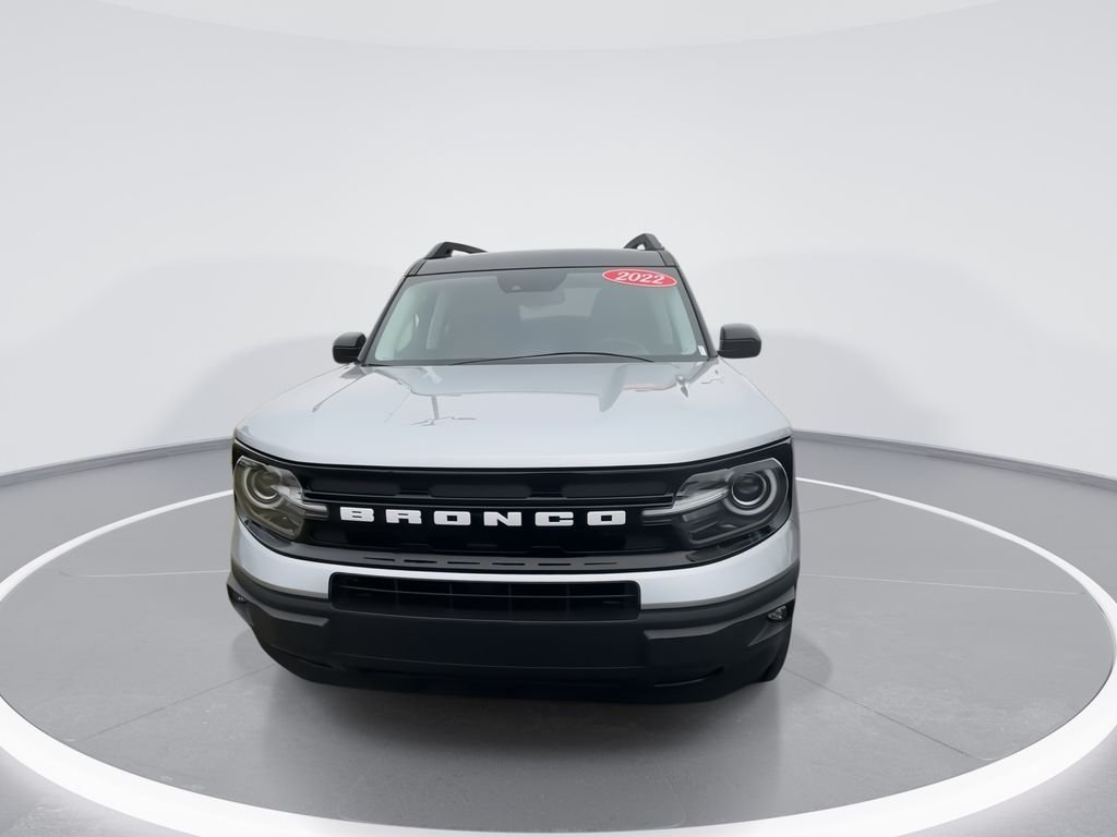 Used 2022 Silver Metallic Ford Outer Banks image 3