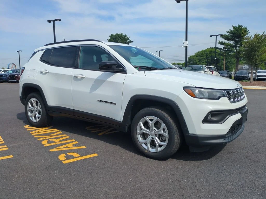 Used 2024 Jeep Compass Latitude with VIN 3C4NJDBN7RT111602 for sale in Mechanicsville, VA
